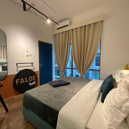 Faloe Hostel Kota Kinabalu Exterior photo